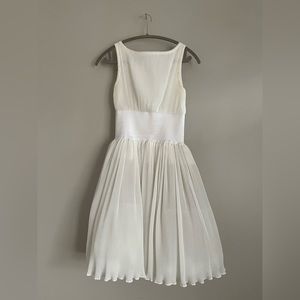 Mini pleated Vintage occasion dress in white /cream